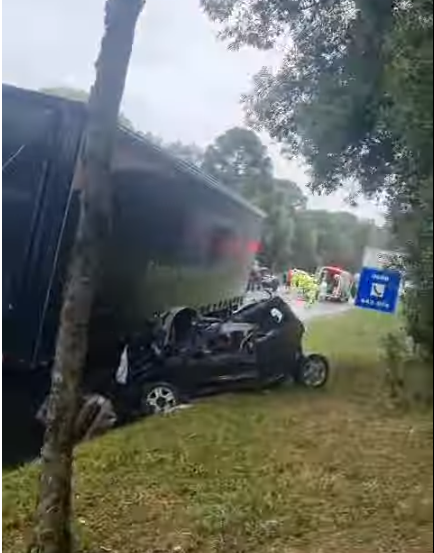 Vídeos - Grave acidente na Rodovia em Itaiópolis SC