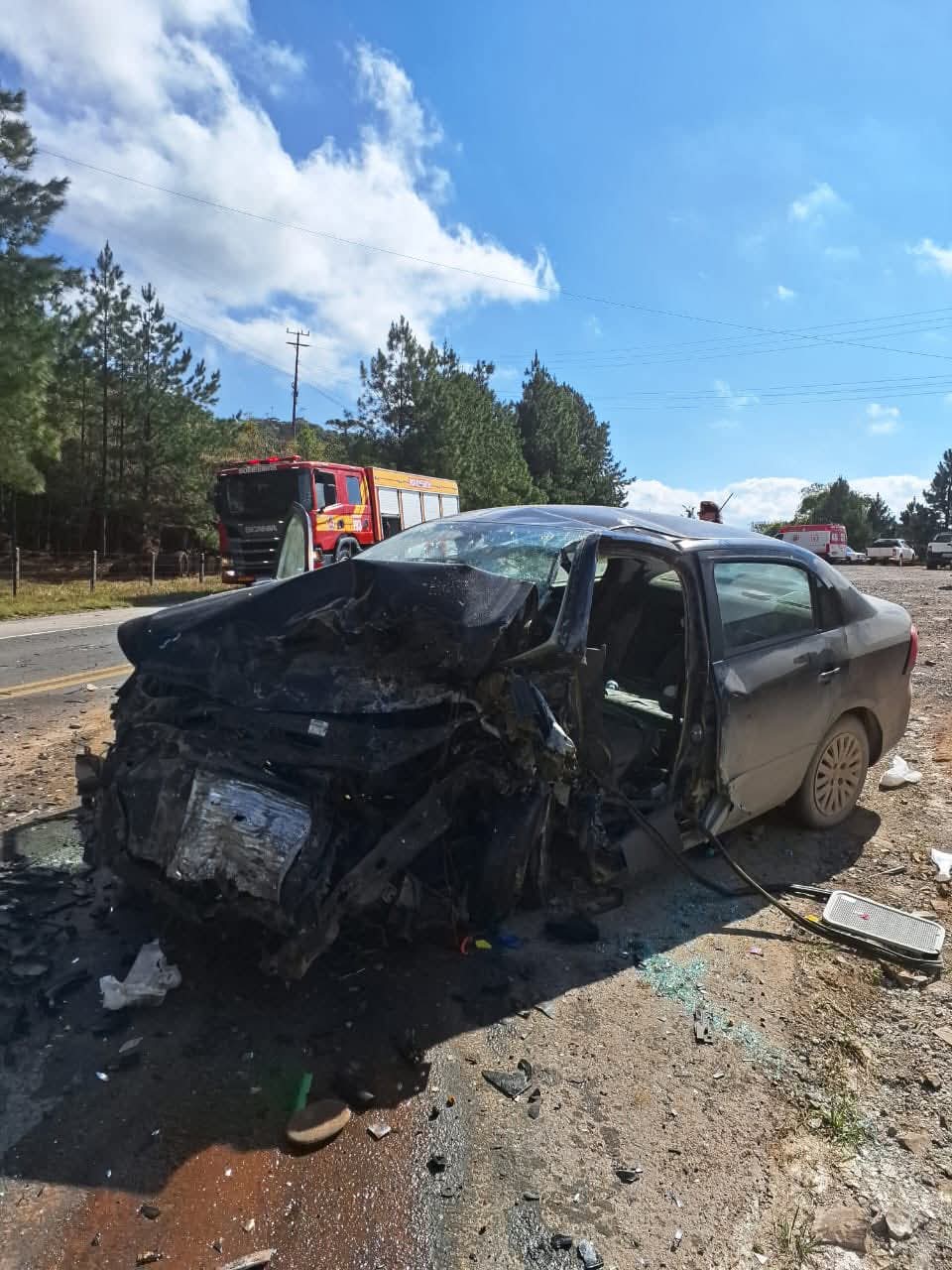 Colisão entre dois carros deixa duas vítimas fatais na BR-280 em São Bento do Sul