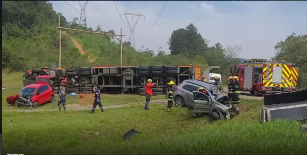 VÍDEO – Acidente com morte é registrado na SC-108, em Joinville
