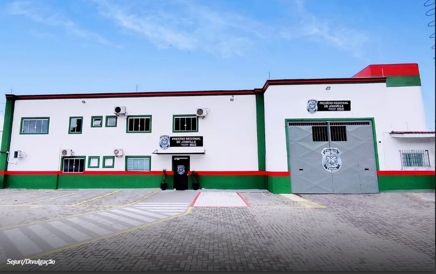 Visitas ao Presídio Regional de Joinville são suspensas após falha em scanner corporal