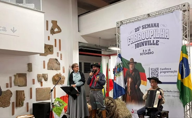 Saiba como foi abertura da 25ª Semana Farroupilha, que celebra a cultura gaúcha em Joinville