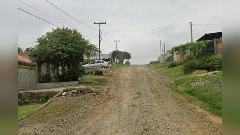 Homem é morto a facadas na rua após desentendimento por dívida em Mafra