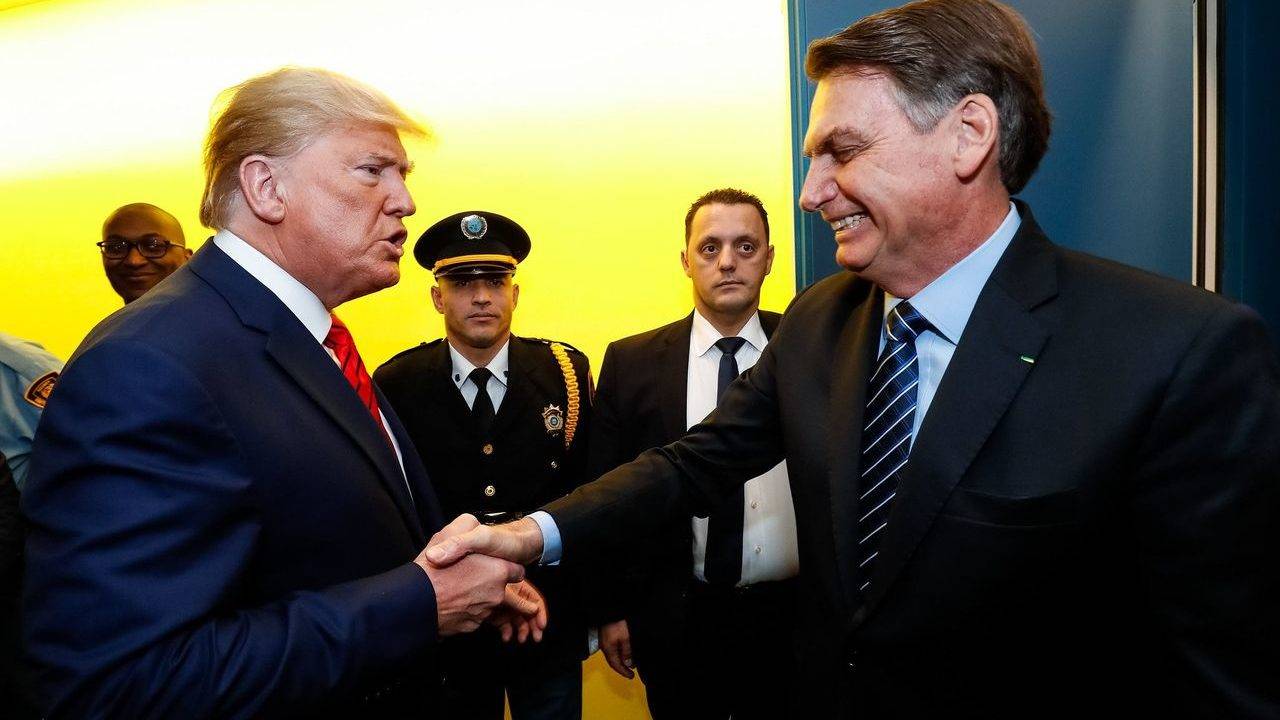 Vídeo: Trump envia comitiva para falar com Bolsonaro sobre Lei Magnitsky