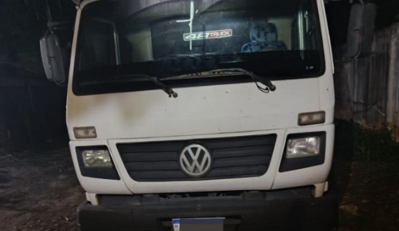 Caminhão com sinais de adulteração é localizado em Joinville