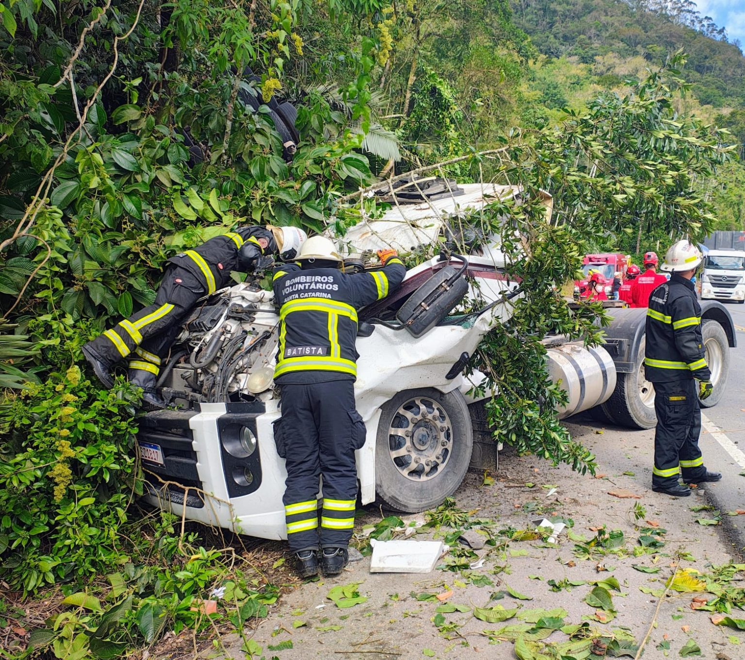 Identificado caminhoneiro que morreu em acidente na SC-110, entre Jaraguá do Sul e Pomerode