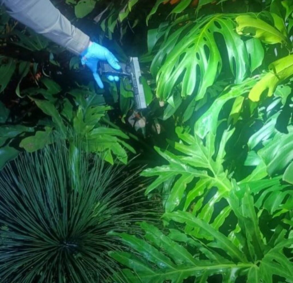 Detidos por ameaça com arma falsa