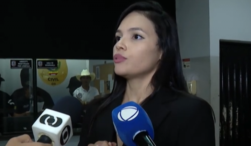 Vídeo - Advogada é suspeita de furtar bolsa com joias e R$ 37 mil em hotel de luxo