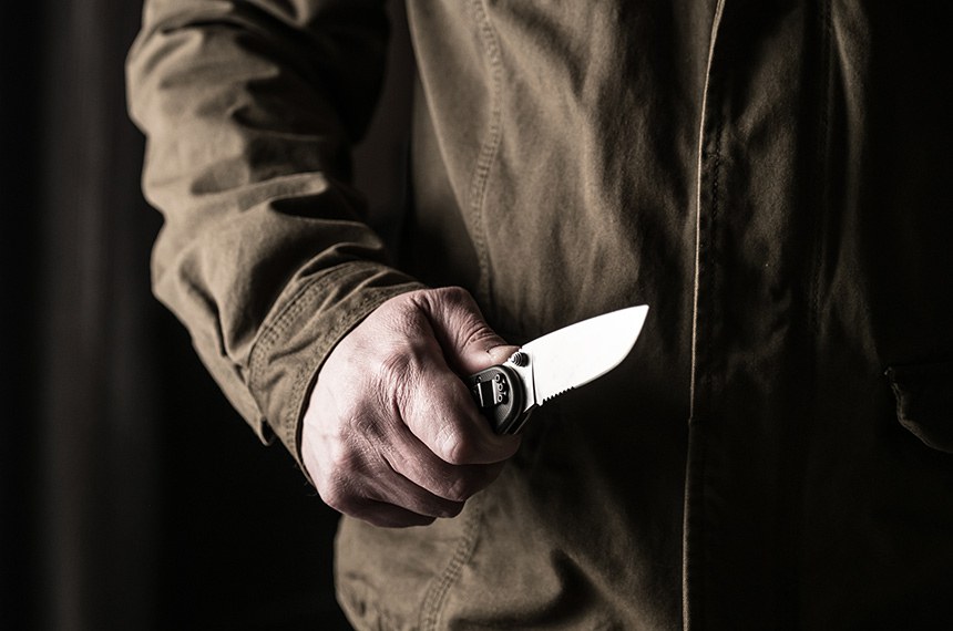 Homem armado com faca avança contra policial e é morto em Corupá