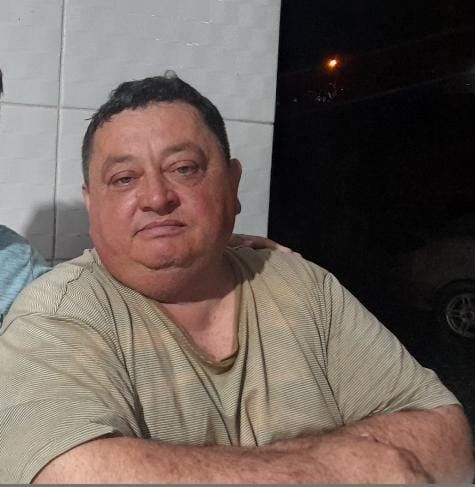 Pai e filho estavam a bordo do barco Santa Luzia 3, que virou em alto-mar, em São Francisco do Sul; filho sobreviveu