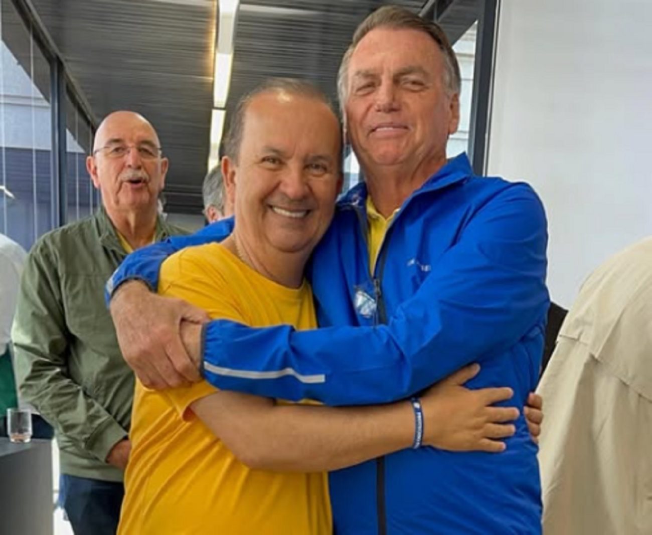 Jorginho Mello sai em defesa de Bolsonaro e pede pacificação institucional no Brasil