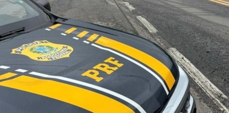 Com mais de 290kg de maconha, dois homens são presos pela PRF em Barra Velha