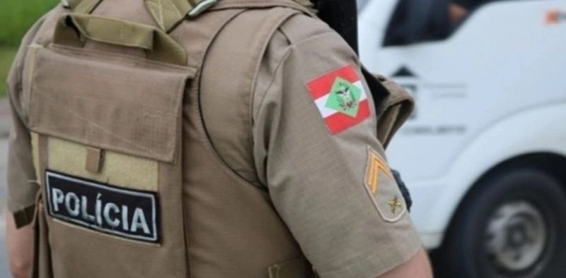 ​PM PRENDE HOMEM APÓS FURTO NO BAIRRO OXFORD, EM SÃO BENTO DO SUL