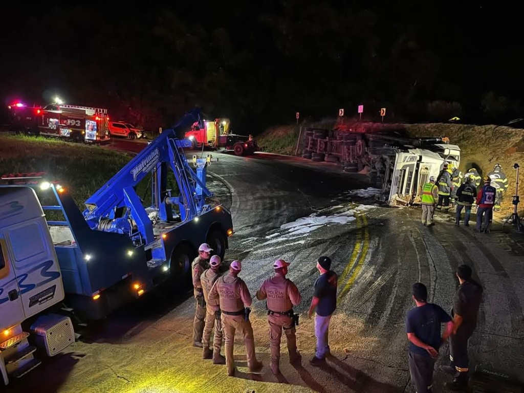 ACIDENTE NA SERRA DONA FRANCISCA