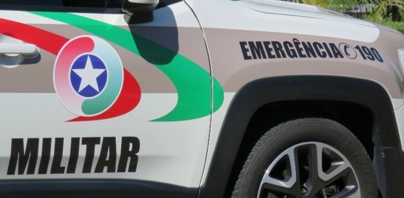 Homem é preso por agredir esposa grávida enquanto crianças assistiam, em Jaraguá do Sul