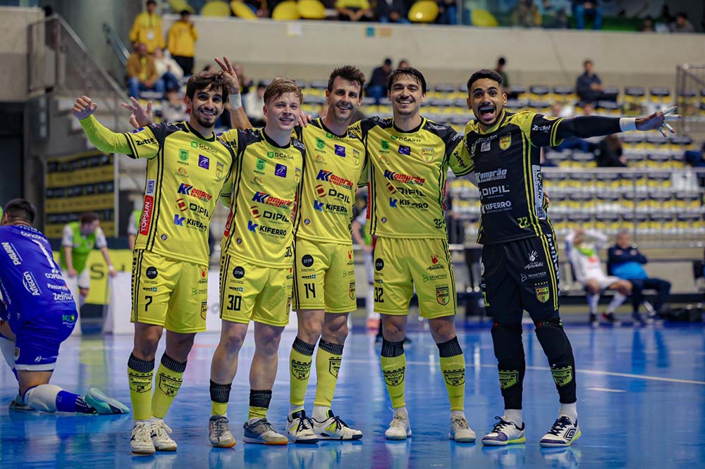 Jaraguá Futsal goleia Concórdia e chega a sétima vitória no Catarinense