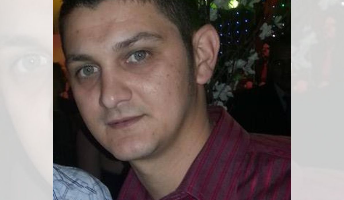 Jovem que matou o pai com oito tiros ao tentar proteger a mãe é solto em Jaraguá do Sul